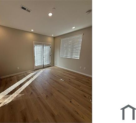 5th image of 1307 K St SE #102