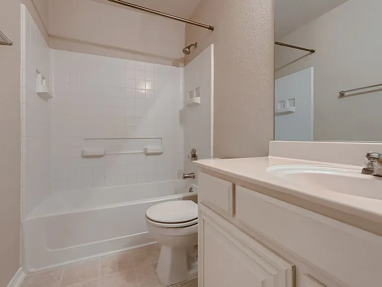 6406 Ithaca Fls — Photo 10