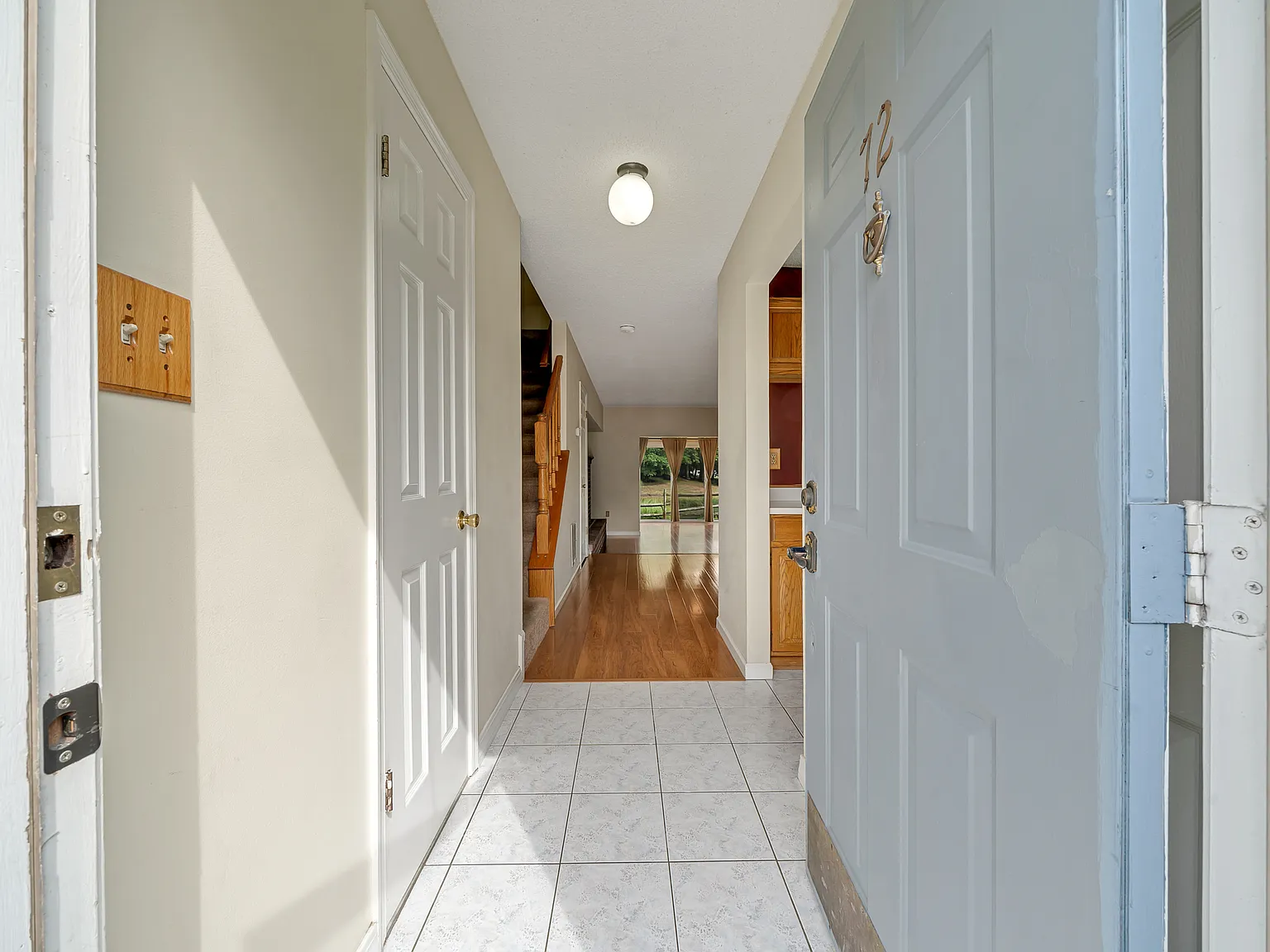 2 bed, 1621 sqft, $2,900 — Photo 2