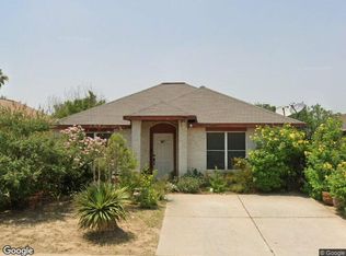 408 Mescalero Dr, Laredo, TX 78045