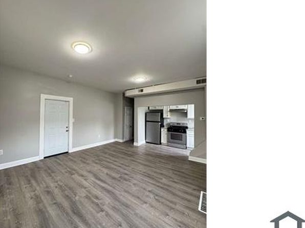 700 Woodbourne Ave #2