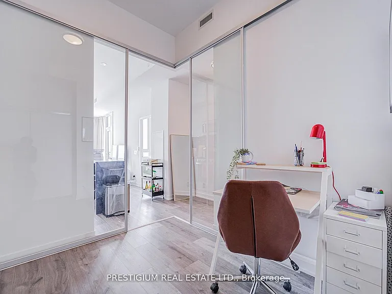 285 Dufferin St #1311 — Photo 19