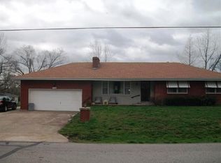 3210 S Kentucky Ave, Sedalia, MO 65301
