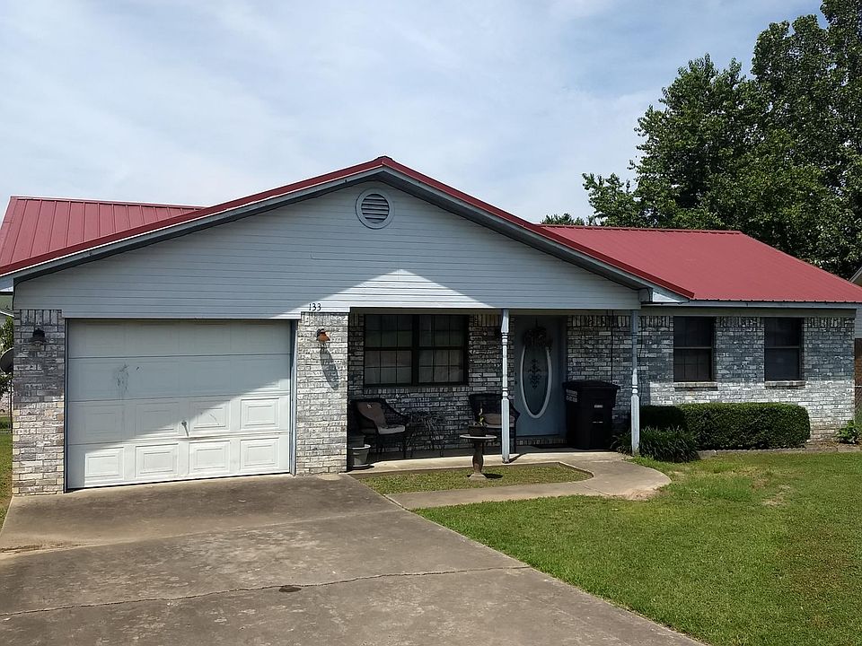 1st image of 133 Sandstone Dr