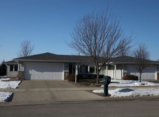 2006 16th St SW, Austin, MN 55912