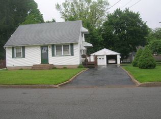 9 Dickerson Mine Rd, Mine Hill, NJ 07803