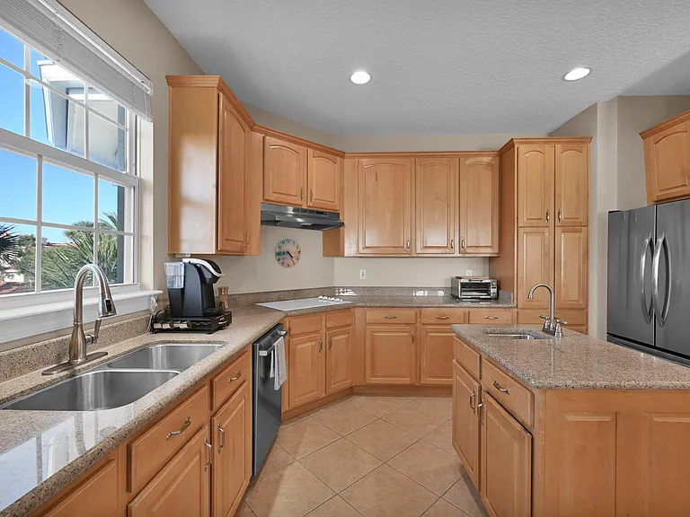 305 S Ocean Grande Dr #304 — Photo 23