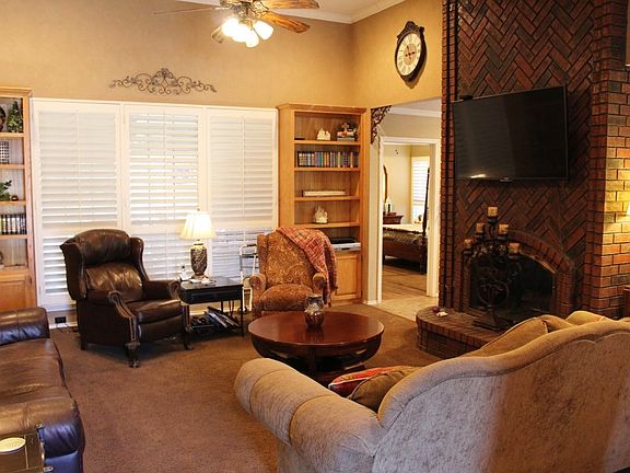 2nd image of 4907 Hillsboro Ct
