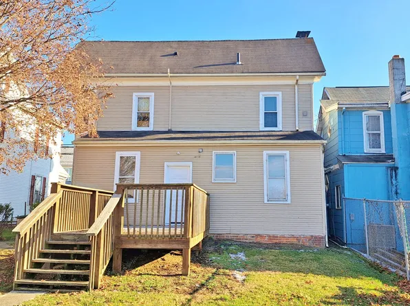 523 Frederick St, Hanover, PA 17331