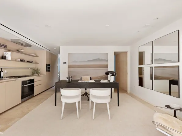 251 East 61st Street image 28 of 35