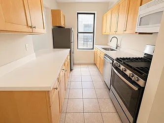 343 Street Nicholas' Avenue, #61