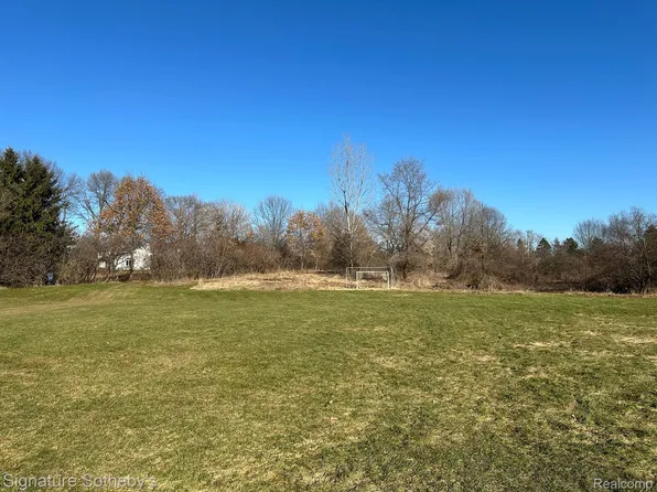 0 Old Plank Rd, Milford, MI 48381