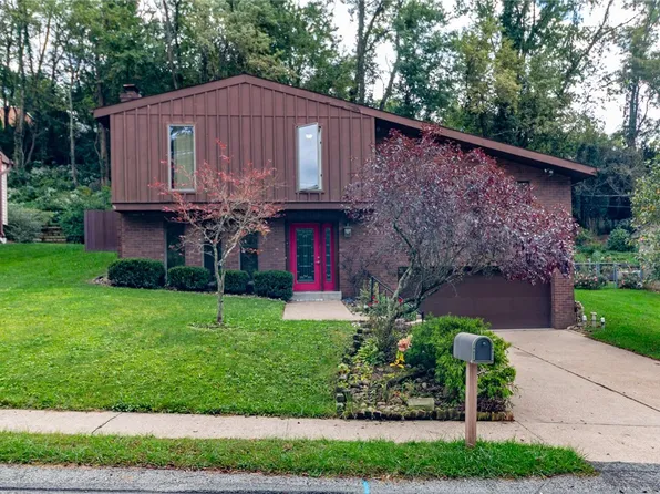 106 Larchwood Dr, Turtle Creek, PA 15145