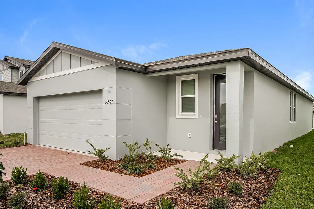 3 bed, 2.0 bath, 1500 sqft, $2,170 — Photo 3