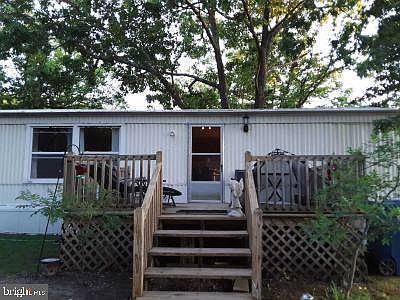 1st image of 3427 New Moon St