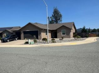4045 Pembroke Ln, Shasta Lake, CA 96019
