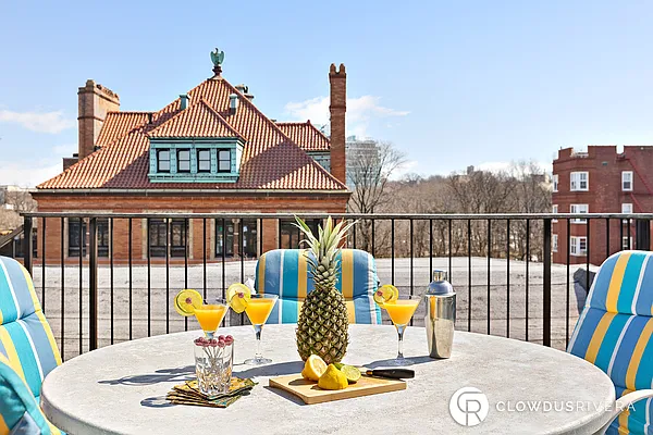 Sold by Cooper & Cooper Real Estate | media 2