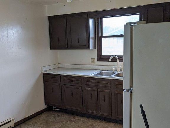 3rd image of 1312-1316 Fairlawn Ave