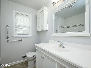 19 Princeton Dr — Photo 15