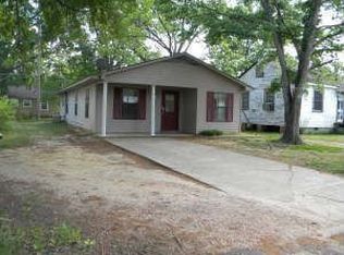 820 E Morrow St, West Point, MS 39773