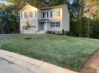 1824 South Twilight Lane, North chesterfield, VA 23235