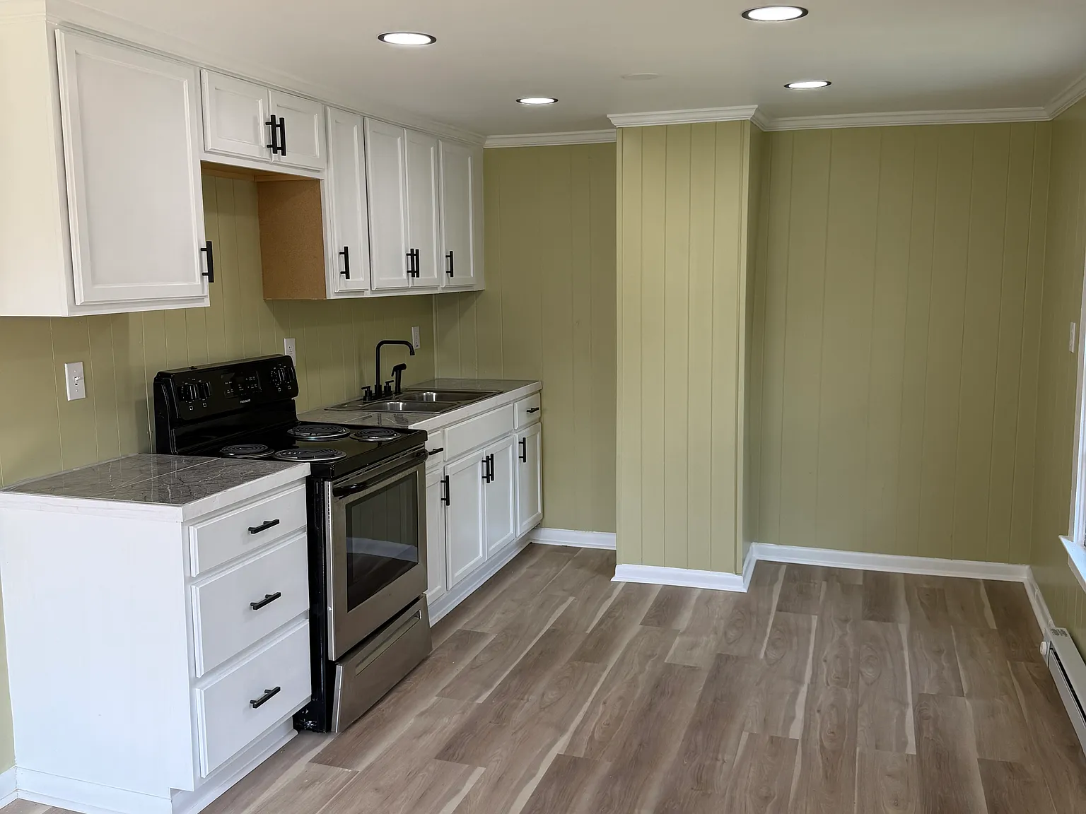 2 bed, 500 sqft, $850 — Photo 3