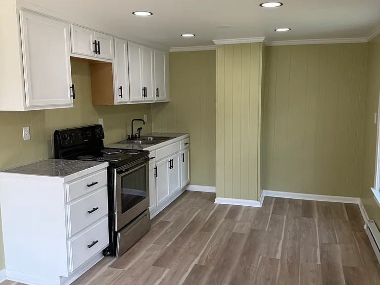 202B W Guilford St #202B — Photo 3