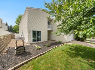 88 Castle Ct, Brunswick, OH 44212