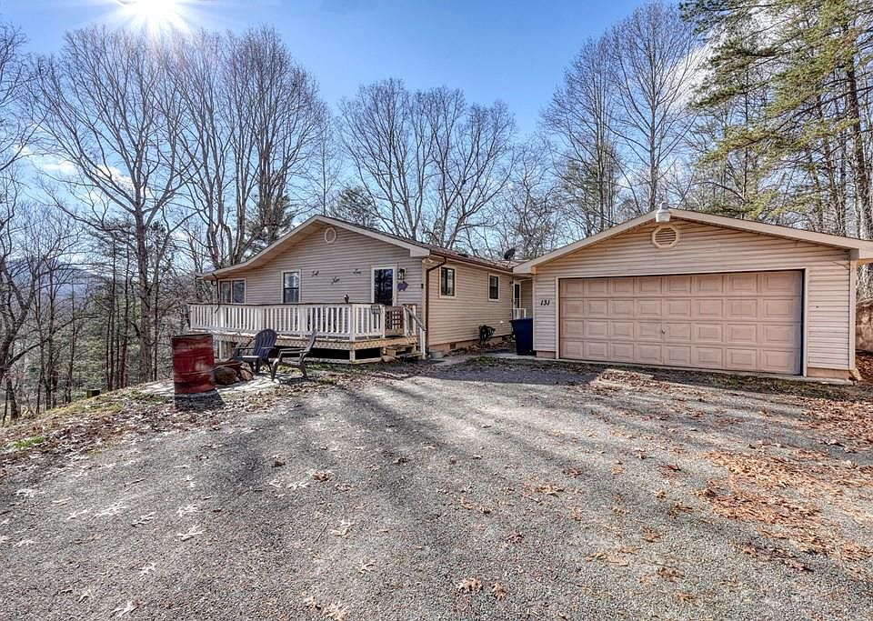 1st image of 131 Hickory Ridge Cir