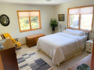 1190 Schaap Dr, Worthington, MN 56187