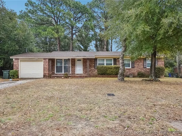 1921 Martindale Dr, Fayetteville, NC 28304