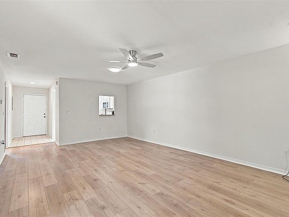 5th image of 7610 OAKMONT LANE