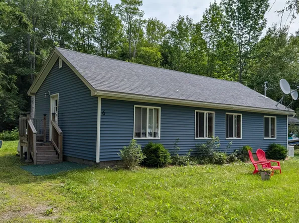 6 Birch Tree Drive, Hudson, ME 04449