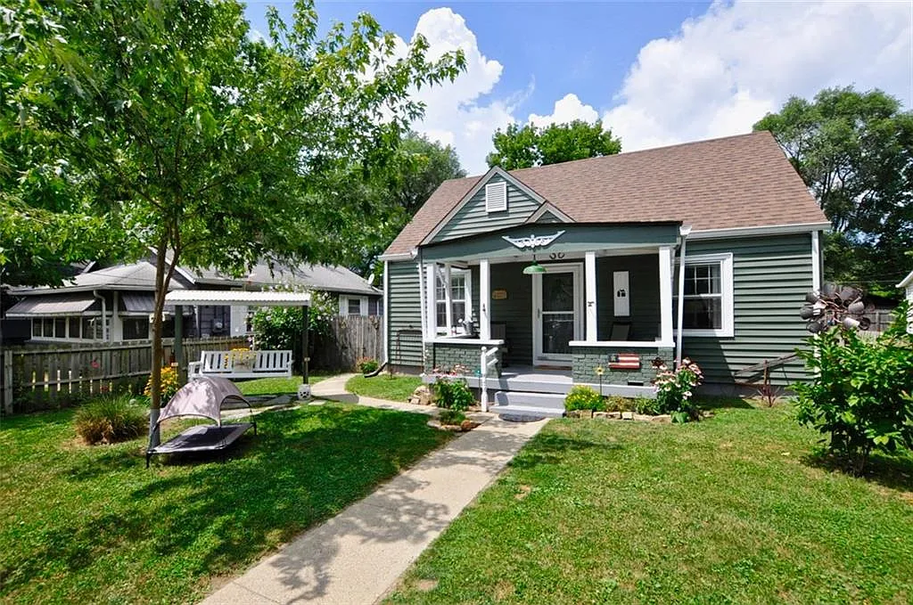 2816 W Ray St photo 1