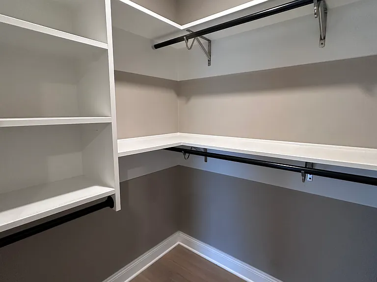 56 Summit Ct — Photo 8
