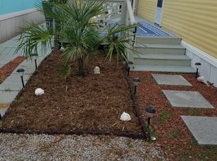1444 Salter Path Rd #J17, Indian Beach, NC 28512