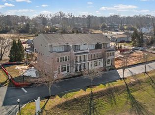 91 Bourbon St, Senoia, GA 30276