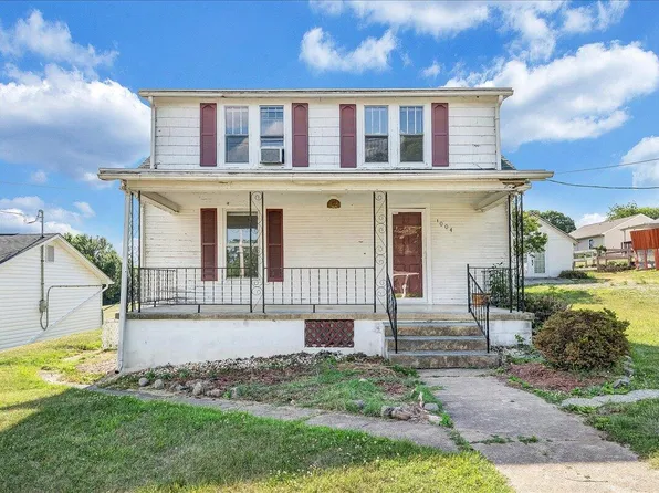 1004 Caldwell St NW, Roanoke, VA 24017