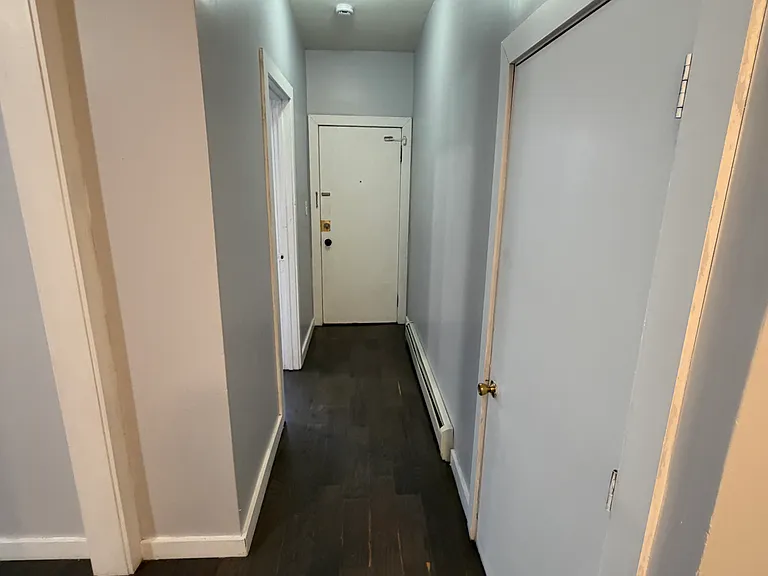 29 Bartholdi Ave #1A — Photo 9