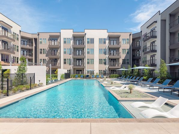 1250 Leona St #3101