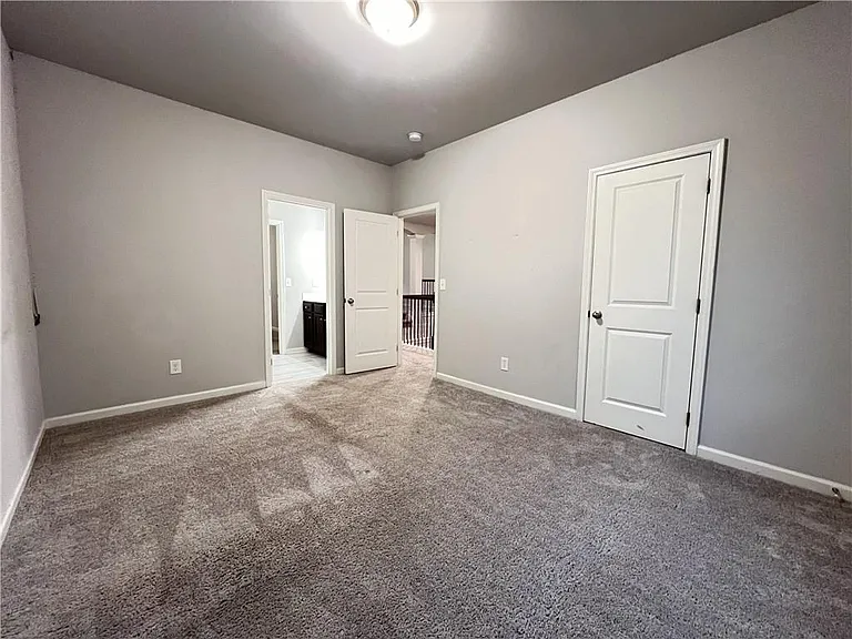 4675 Silver Oak Dr — Photo 43