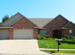 4803 Garden Grove Dr, Columbia, MO 65203