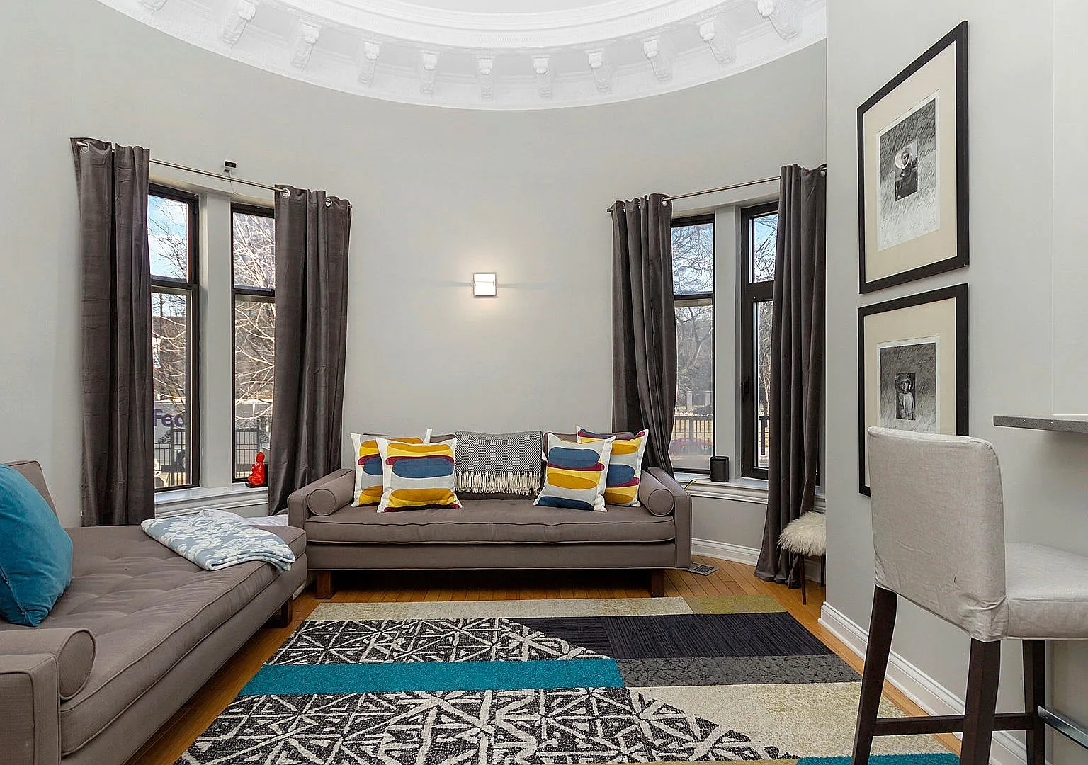 Renovated 1-Bedroom Duplex in Historic McGill Parc Castle $1,565/Month — Photo 3