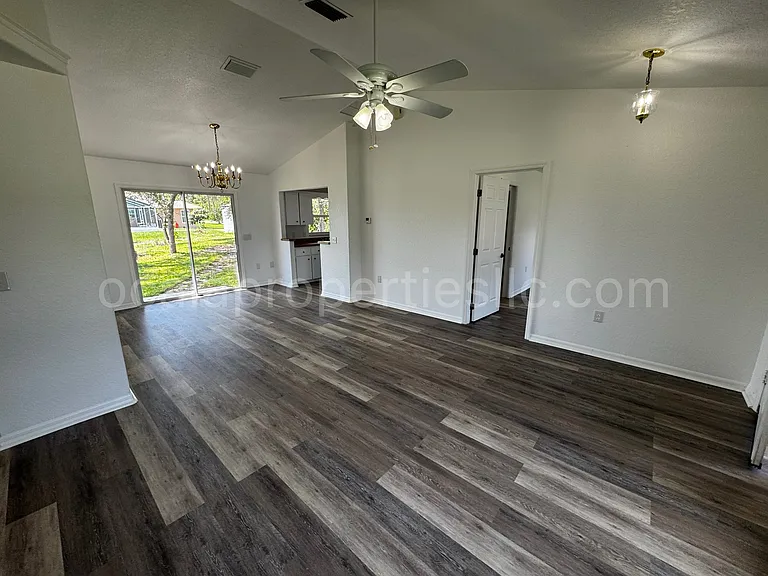 2451 SW 147th Place Rd — Photo 7