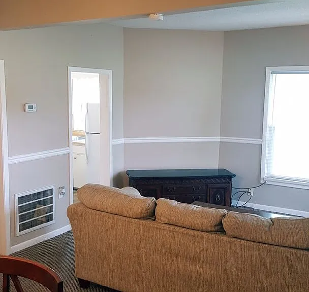 818 Lamont St — Photo 3