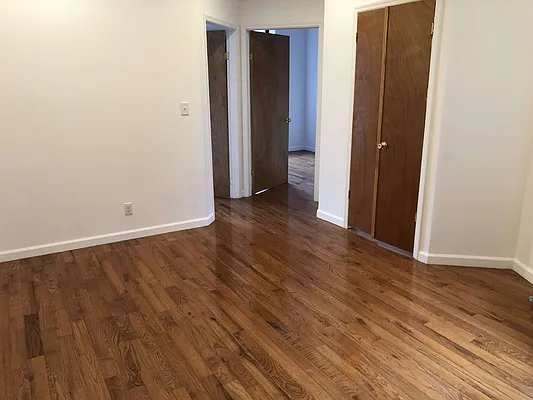 Rented by GreenVill Real Estate LLC | media 21