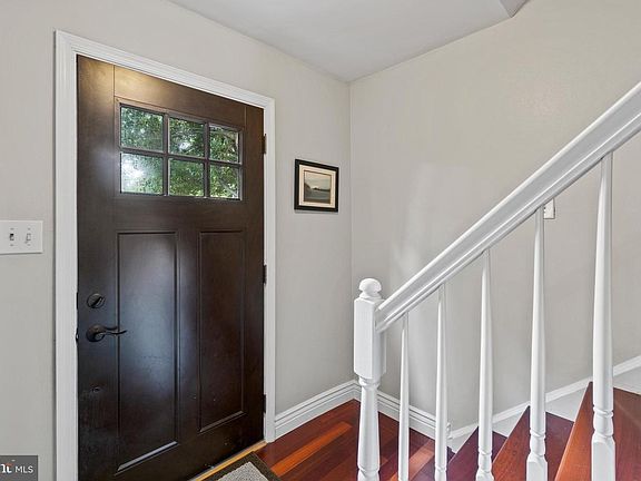 4th image of 5552 Kendrick Ln
