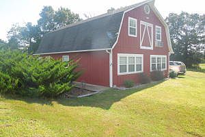 1st image of 3201A W Woodland Ln