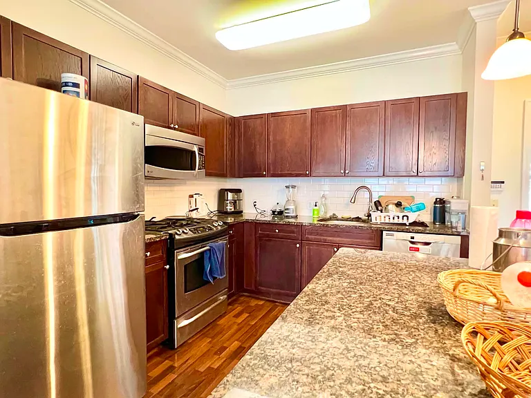 850 E Main St #430 — Photo 6