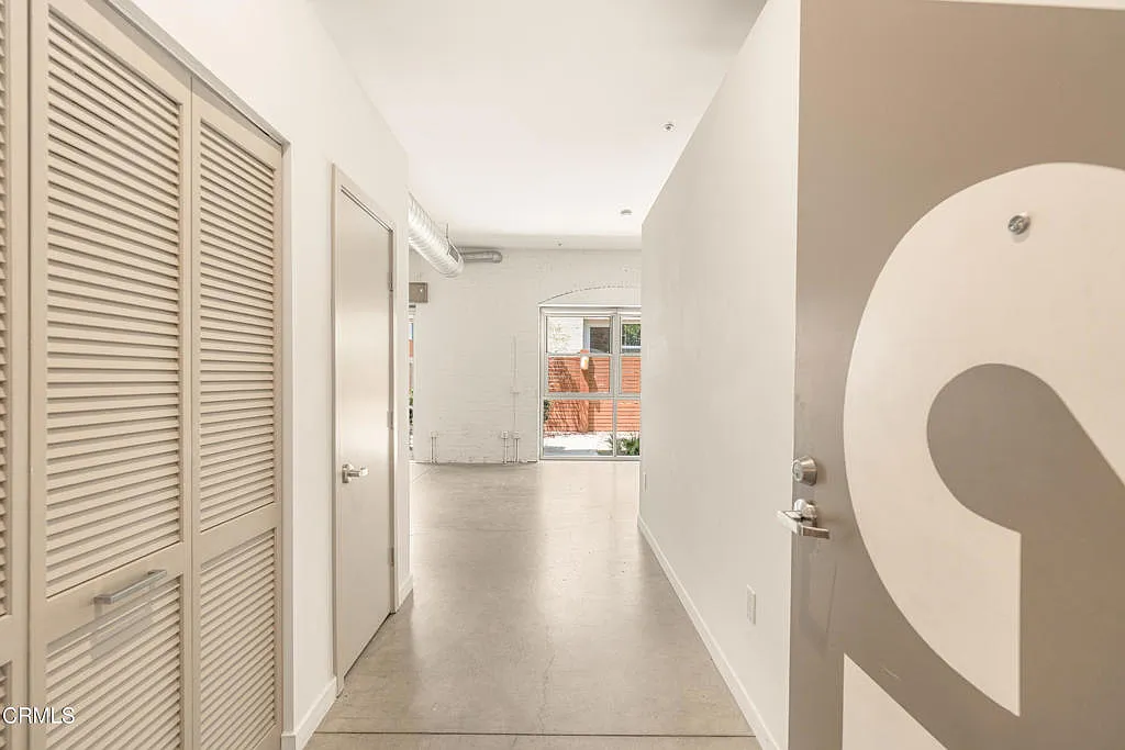 1 bed, 1.0 bath, 680 sqft, $2,850 — Photo 2